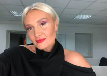 “ყველა ქოცის გამოკითხვაში ოპოზიცია იგებს” – რას წერს ნანუკა ჟორჟოლიანი?