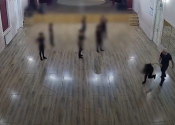 “ამ ხალხმა მე გამწირა” – რა კომენტარს აკეთებს ბავშვის ცემაში ბრალდებული ცეკვის მასწავლებელი