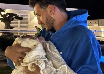 „პირველ რიგში, მინდა, ვასწავლო, რომ ძლიერი იყოს.” – ხვიჩა კვარაცხელიამ შვილზე ისაუბრა