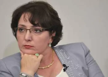 “რა მოხდა 26-ში? უბან­ში შეს­ვლამ­დე პა­ტა­რა ფურ­ცლებ­ზე ამო­ბეჭ­დილ ნომ­რებს უდებ­დნენ პას­პორ­ტში…”- რას ჰყვება თინა ხიდაშელი?