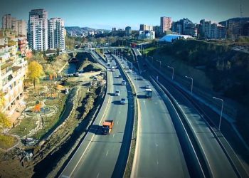 ჭაბუა ამირეჯიბის გზატკეცილზე ავტომობილების გადაადგილება შეიზღუდება – გაფრთხილება მძღოლებს