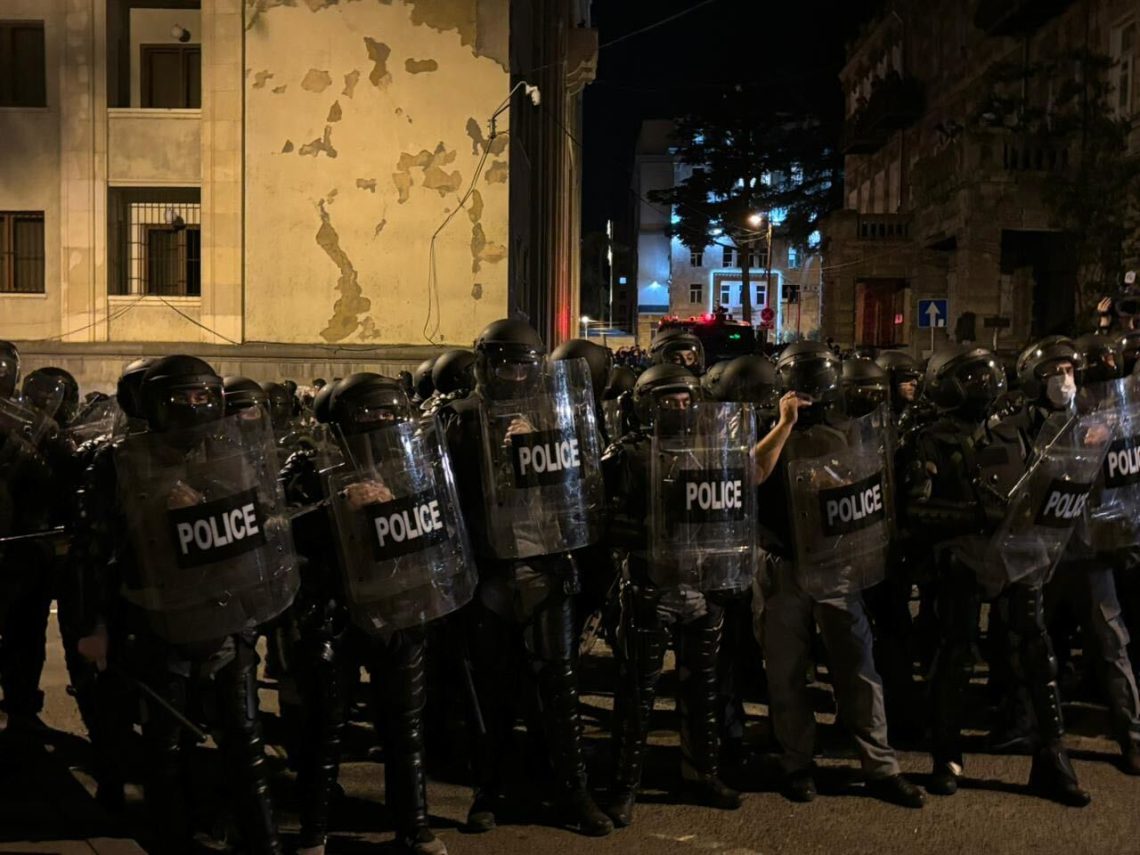 “ჩემი 17 წლის შვილი ცემეს და დაიჭირეს”- მოქალაქე საგანგაშო ინფორმაციას ავრცელებს