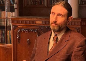 „ერმა, რომელმაც დაამხო პატრიოტი პრეზიდენტი, მისთვის ზურაბიშვილიც და ყაველაშვილიც კანონზომიერი და შესაფერისია…“ – ზვიად ტომარაძე