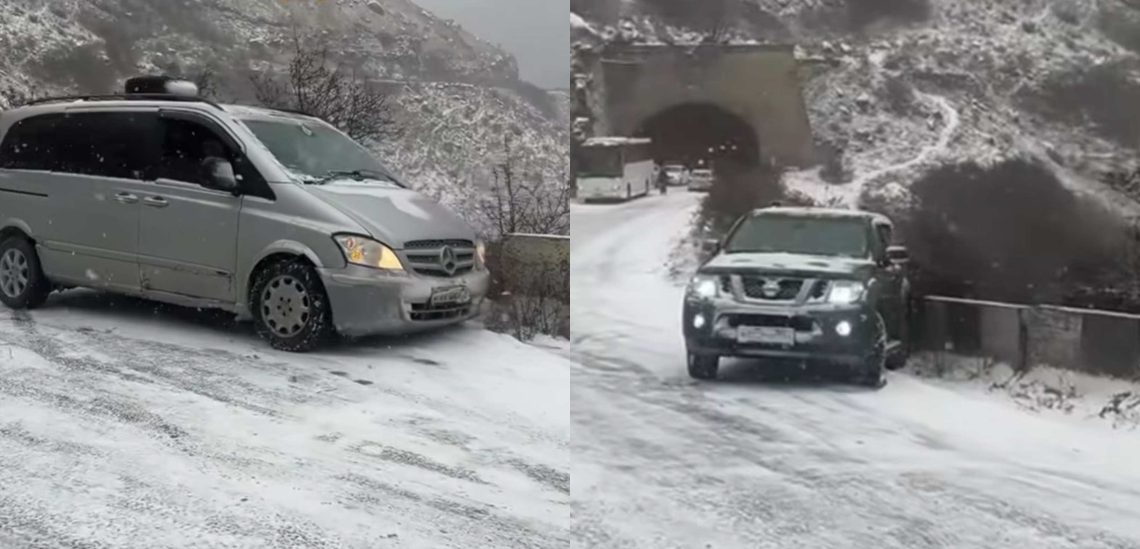 🎥 საგანგაშო ვითარება გზებზე, დათოვლილ მაგისტრალზე მანქანები ვეღარ გადაადგილდებიან – რა კადრები ვრცელდება ადგილიდან?