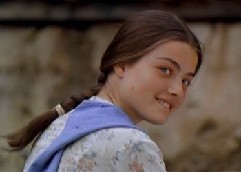 ვინ არის ლიკა ქავჟარაძის შვილიშვილი, რომელიც საოცრად ჰგავს ბებიას