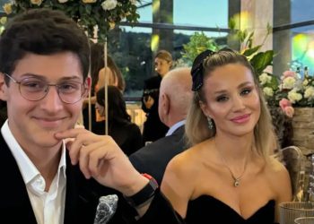 “კახის ასლია, რა სიმპათიურია…“ – ანუკი არეშიძე შვილთან ერთად გადაღებულ კადრებს გვიზიარებს