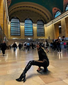 „ქალი კატა“ – როგორ გამოიყურებოდა ნუკი კოშკელიშვილი ამერიკაში Halloween-ზე