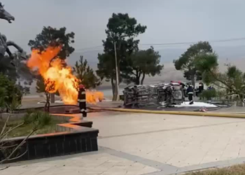 ავტომობილი გაზის მილს შეეჯახა და გადმოყირავდა – რა ხდება ჰუალინგის დასახლებაში?