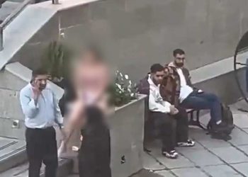 ვინ არის და რა ბედი ეწევა სტუდენტ გოგონას, რომელმაც ირანში პროტესტის ნიშნად ქუჩაში გაიხადა?