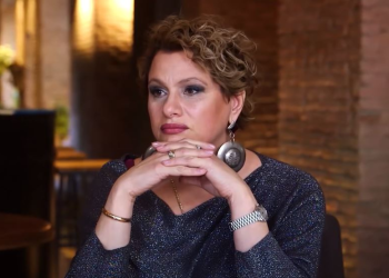 ”ვზივარ, ცრემლები მომდის ღაპა-ღუპით და ვფიქრობ…” – ლალი მოროშკინა სულისშემძვრელ წერილს აქვეყნებს