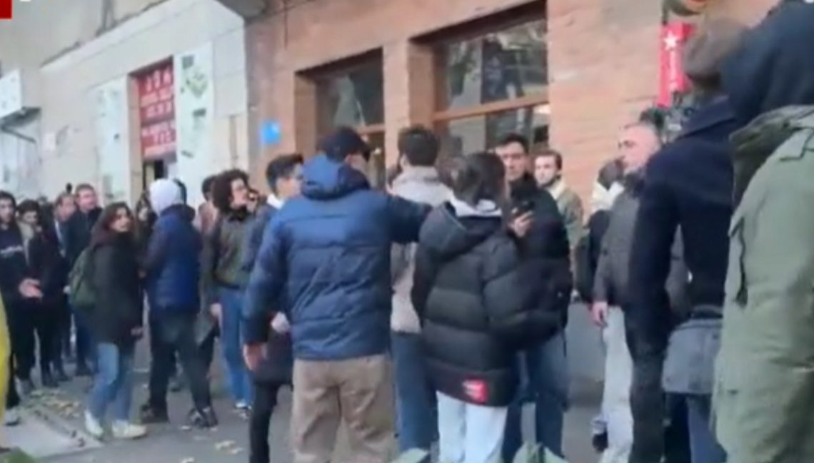 დაპირისპირება წერეთლის ქუჩაზე – რა ხდება ადგილზე  ?