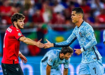 “ვერ წარმოვიდგენდი, მატჩის დაწყებამდე რონალდო ჩემთან მოვიდა და მითხრა…”- რას იხსენებს ხვიჩა კვარაცხელია?