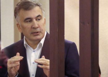 “როგორ ვდარდობ, რომ ვეღარასდროს შევხვდები…მისი სიკვდილი არ უნდა შერჩეს დიქტატურას”- რას წერს მიხეილ სააკაშვილი?