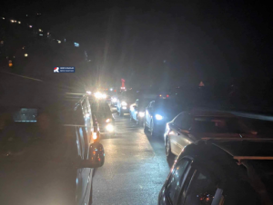 საცობია რუსთავი-თბილისის ავტომაგისტრალზე - რას ჰყვებიან მგზავრები?