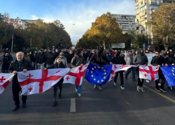 თბილისში საპროტესტო მსვლელობა სპორტის სასახლესთან დასრულდა