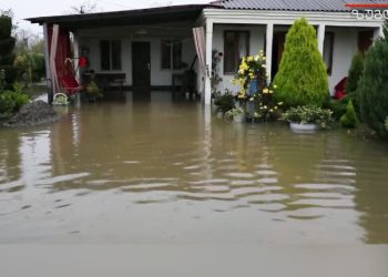 “დაიტბორა სახლები…” – რა ვითარებაა ზუგდიდში ძლიერი წვიმის შემდეგ