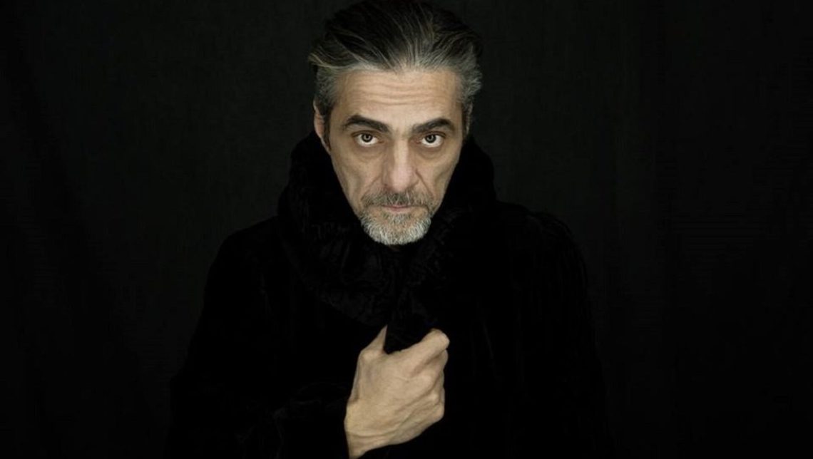 “ქედს ვიხრი ამ ჯანსაღი, გულწრფელი, გულანთებული, მართალი და შესაშურად მტკიცე ახალგაზრდების წინაშე” – რას წერს მსახიობი, მალხაზ აბულაძე