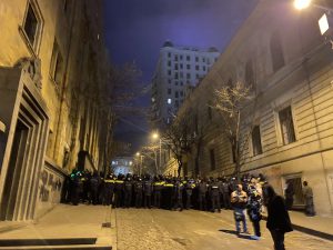 რუსთაველის გამზირი გადაკეტილია - რა ვითარებაა ადგილზე?