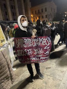 უწყვეტი პროტესტის მე-15 დღე - "მეტრონომის" ფოტოკოლაჟი