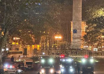 თავისუფლების მოედანზე წყლის ჭავლის მანქანები  გამოჩნდა