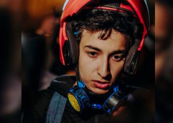 “განყოფილებაში იყო გინება, ლანძღვა; ერთ-ერთი მახსოვს – დომენტი ხოშტარია” – რა დეტალებს იხსენებს სანდრო ქინქლაძე