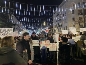 რაჭველების, იმერლების, მეგრელების და სვანების დიდი მარში თბილისში - ფოტოები სხვადასხვა ლოკაციიდან, სადაც აქცია-მსვლელობები იმართება