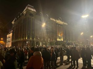 პროტესტის მე-14 დღე - რუსთაველის გამზირი გადაიკეტა