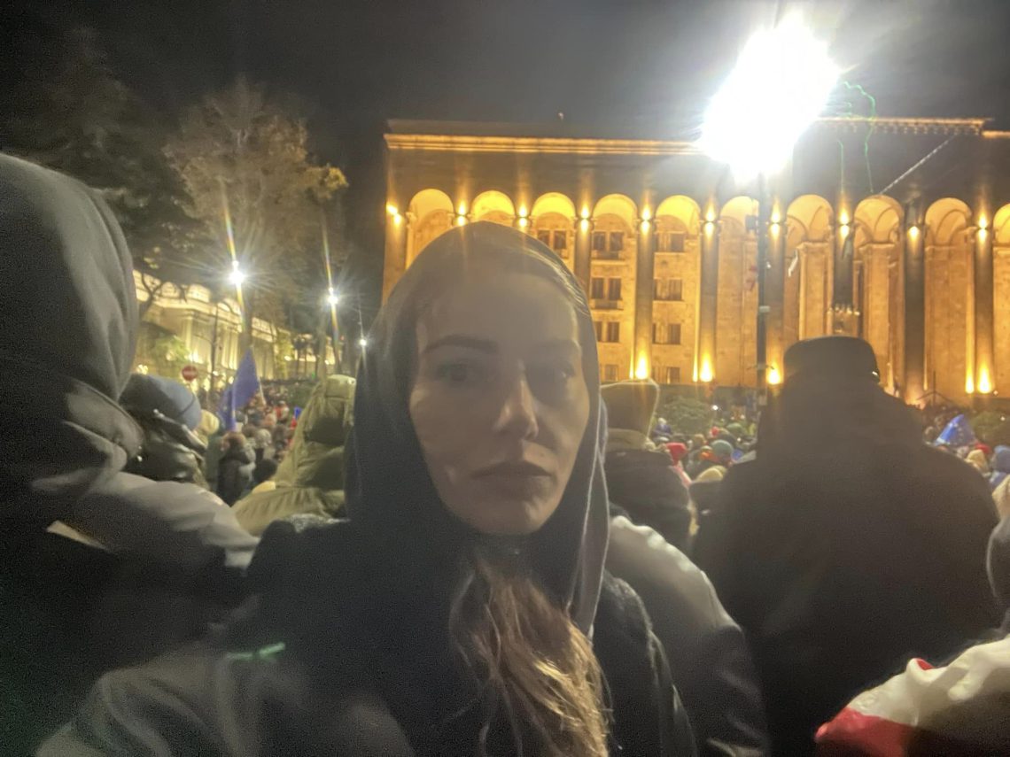 “რობოკოპებმა წამომაყენეს, გამიყვანეს და მერე თავში მირტყეს, ამაზე აზრს უბრალოდ ვერ ვკრებ” – ნათია ბუნტური