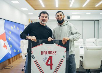 “მე ადამიანებთან პოლიტიკური შეხედულებებით არ ვმეგობრობ…”- კალაძე კადიროვის მხარდამჭერ ჩიმაევთან გადაღებულ კადრებს გამოეხმაურა