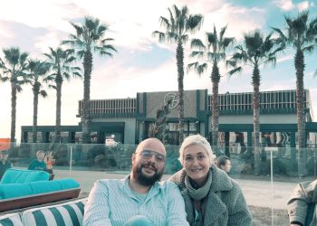 „ჩემ გამო სანდროს ნუ „გააუბედურებთ…“  – რას წერს ნანიკო ხაზარაძე?