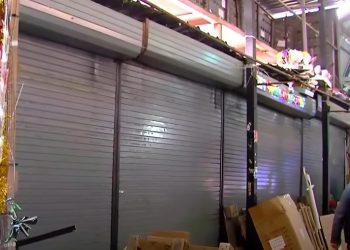 გავრცელებული ინფორმაციით, შემოსავლების სამსახურმა ლილოში ის მაღაზიები დალუქა, სადაც პიროტექნიკა იყიდებოდა