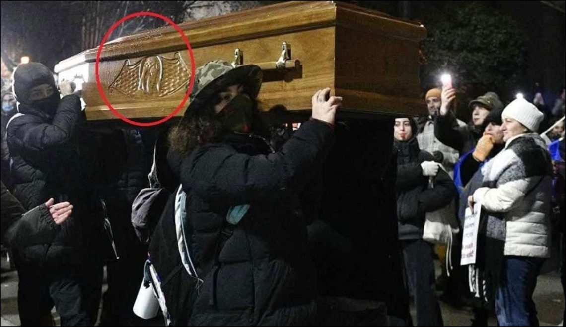 “მომხდარი არის საშინელი ღვთისგმობა და ნებსით თუ უნებლიეთ ეშმაკის მსახურება…”- თბილისის ვაკის მაცხოვრის ფერიცვალების სახელობის ტაძარი განცხადებას ავრცელებს