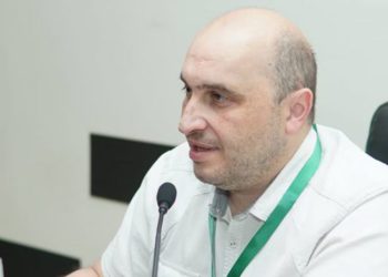 “უნდა შეწყდეს დემონსტრანტების წინააღმდეგ ქიმიური იარაღის გამოყენება! ამას ღიად უნდა ეწინააღმდეგებოდეს ჯანდაცვის სამინისტრო” – ექიმი გიორგი კამკამიძე