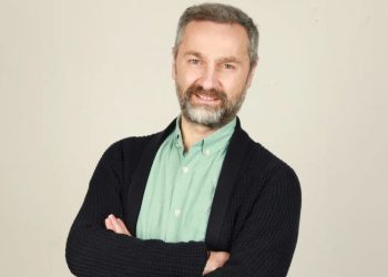 “მე პრემიერის განცხადება სხვანაირად გავიგე, ამიტომ არ ვდგავარ დღეს ქუჩაში…” – ზურა მანჯავიძე