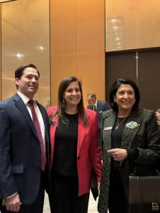 🎥სალომე ზურაბიშვილი დონალდ ტრამპ უმცროსის მიწვევით წინასაინაუგურაციო წვეულებას დაესწრო - რა კადრები ვრცელდება?