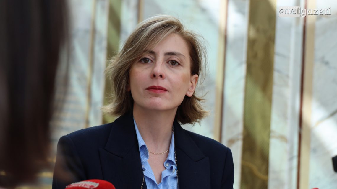 “ამ ამბებს გაუძლებდა თუ არა, არ ვიცი, ისე განიცდიდა” – რას წერს ხატია დეკანოიძე