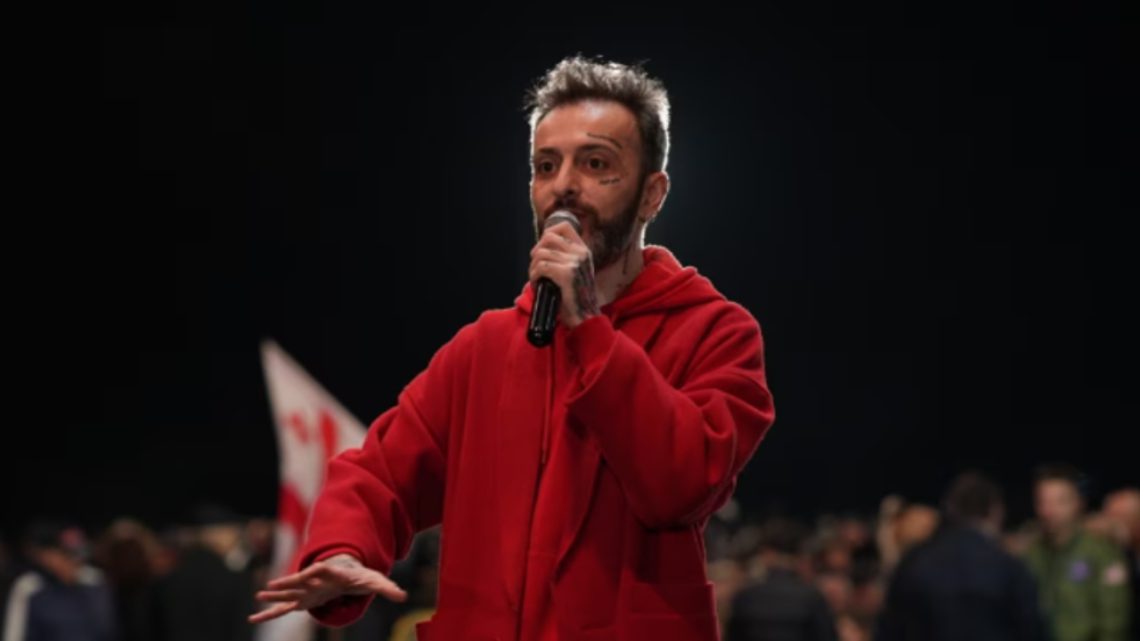 „ნიკუშას გაუსაძლის პირობებს უქმნიან, ფაქტობრივად, საღორეში გადამიყვანესო“ – რას წერს დაკავებული ჟურნალისტის ძმა?