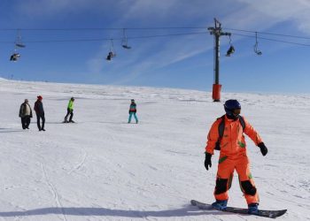 ბაკურიანში მამა-შვილს ციგა დაეჯახა – 5 თვის ჩვილი კლინიკაში გადაიყვანეს