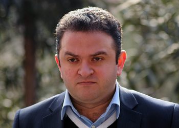 “პური ეღირება 10  ლარი… 1 დოლარი 5 ლარი და მეტი- სანქციები ხალხს მძიმე მდგომარეობაში ჩააგდებს”- გედევან ფოფხაძე