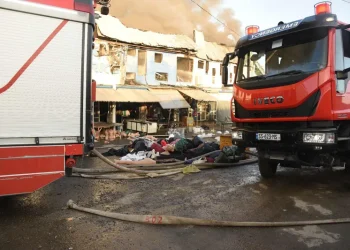 “ცეცხლი ტანსაცმლისა და ნაძვის ხეების საწყობებს გაუჩნდა…”- მოვაჭრები მომხდარის დეტალებზე საუბრობენ