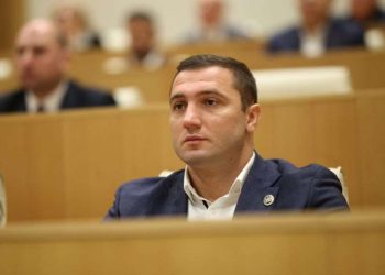 “იქ არ ვყოფილვარ, თუმცა თუ  ჭიქიან ხელს ჩაგვარტყამდა, მეც საკადრის პასუხს გავცემდი…”- რას ამბობს ვარლამ ლიპარტელიანი გიორგი გახარიაზე მომხდარ თავდასხმასთან დაკავშირებით?