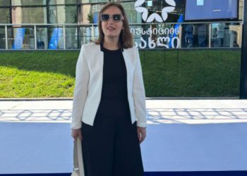 იუსტიციის სახლის იურიდიული დეპარტამენტის ხელმძღვანელი აცხადებს, რომ განსხვავებული პოლიტიკური შეხედულების გამო, თანამდებობიდან ათავისუფლებენ