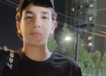 ბათუმში დაკარგულ მოზარდს ეძებენ