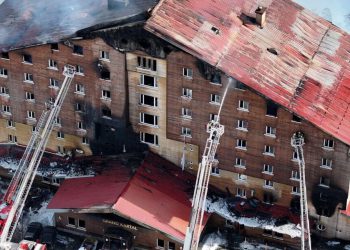 თურქეთში, სასტუმროში ხანძრის შედეგად, დაღუპულთა რაოდენობა 76-მდე გაიზარდა