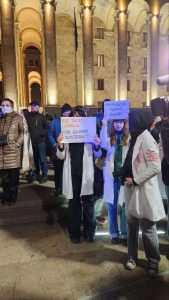 პროტესტის 83-ე დღეს რუსთაველის გამზირი კვლავ გადაიკეტა