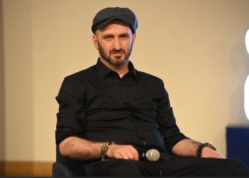 “მდგომარეობა რთულია. მაქვს კოორდინაცია თითქმის ყველა ჯგუფთან და სადაც ვერ მივდივართ, დისტანციურად ვეხმარებით” – გიორგი კეკელიძე