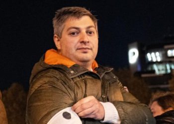 პოლიცია “დაიტოვეს” კიდევ ერთ ადმინისტრატორთან, ილია ღლონტთან მივიდა