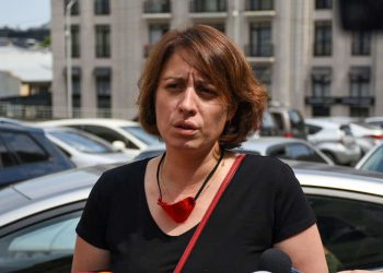 ცნობილია, რას ედავებიან ელენე ხოშტარიას