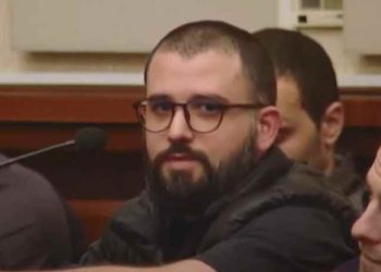 “ფონდიდან, ჩემთვის ჩარიცხული თანხა, იმ საყვარელ ბავშვს ჩაურიცხეთ, ჯართს რომ აგროვებდა”- ვრცელდება სინდისის პატიმრის წერილი ციხიდან