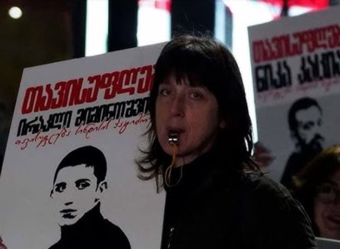 „ჩემს ტანჯვით გაზრდილ შვილს ვერ შევწირავ ამ რეჟიმს!“ – ირაკლი მიმინოშვილის დედა